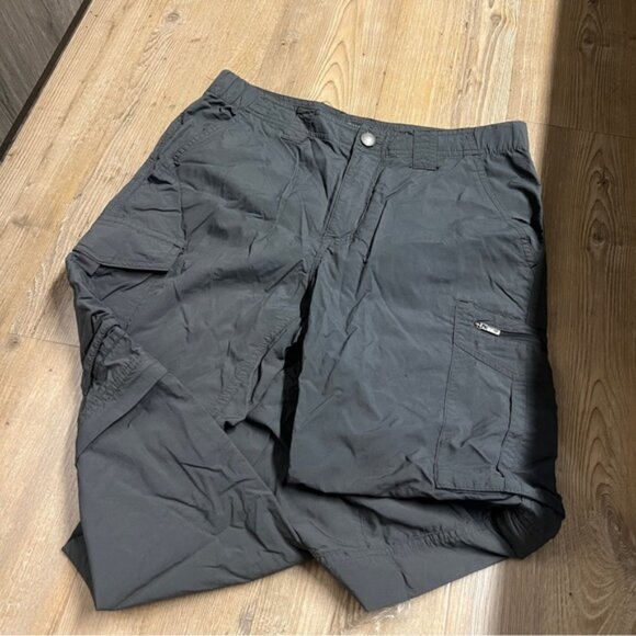 Columbia Men's Silver Ridge Cargo pants, Breathable, UPF 50 Sun Protection - Picture 2 of 3